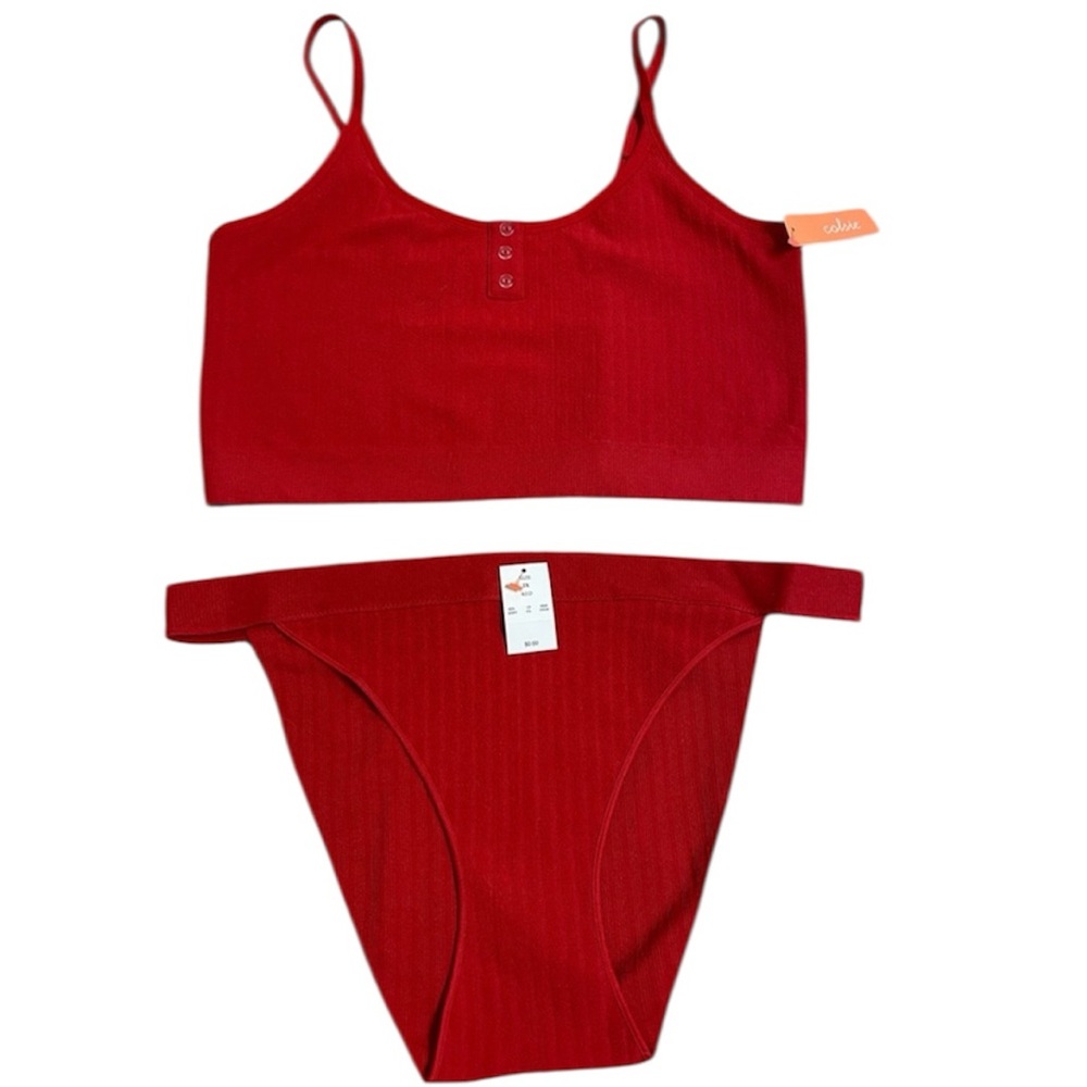 PJ Set Tank and Panties Red 2X Please note how it measures.